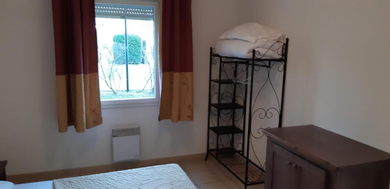 Charmant Logement Avec Piscine Bergerac Dış mekan fotoğraf